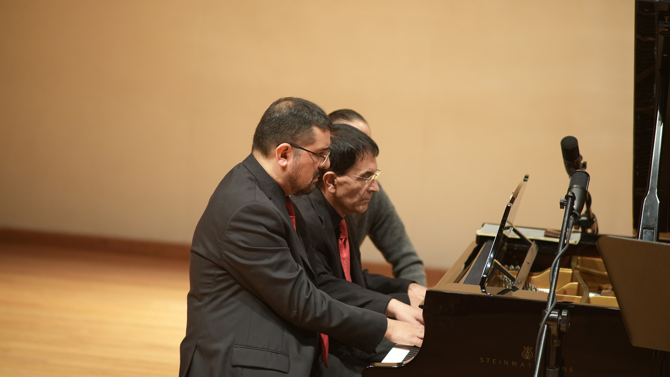 Héctor Ocampo - Raúl de la Mora.
